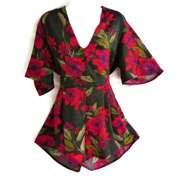 Charlotte Russe Pants - Romper Playsuit Floral V Neck Red Black Attached Tie Back Bell Half Sleeve XL